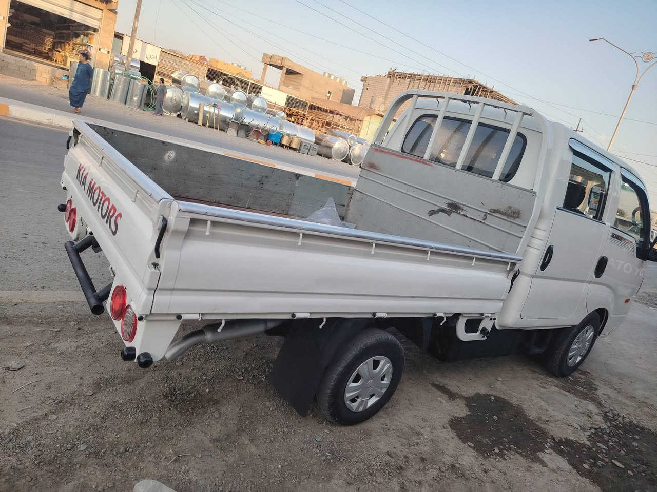 سلام عليكم
كيه بنگو ثري موديل ١٥

 مكصوص يعني أدوات

السياره گير ومحرك تمام 👍 

تبريد ثلج👍 

السعر ٦٥👍 

مكان السياره الشرقاط الساحل الايسر عويجيله 

وهاذه رقمي لتواصل *********** زين

***********
