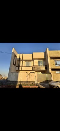 وبركاته   نعمل مقاولات عامة   العنوان بغداد الكرخ شارع  40  مكتب اليما...