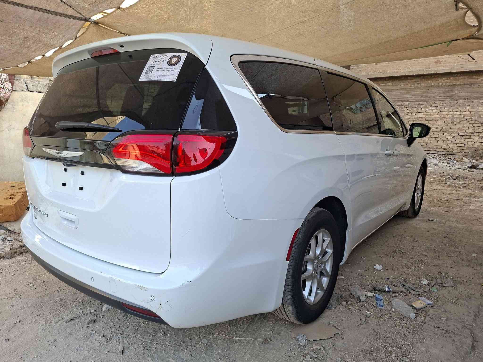 🚗 للبيع باسفيكا كلايزر كراند كرافان فول حره بدون رقم
🔹 الموديل: 2025

🔹 اللون: ابيض

🔹 رقم: حره فحص موقت

🔹 7 ركاب

🔹 الممشى: ١٧ كيلو 

⚙️ المواصفات:

✅ محرك 6 سلندر 3600

✅ بصمة تشغيل وفتح الأبواب

✅ جميع الأبواب كهرباء + بصمات

✅ فول تحكم ستيرن + اشاره بل مري

✅ كشنات جلد أسود (تدفئة + تبريد + بلع)

✅ كير ماوس

✅ تشغيل عن بعد

✅ رادار + حساسات

✅ كاميرا محورية

✅ تبريد 3 قطع

✅ بلوتوث + حاكية + شاشه كبيره

✅ إطفاء ذاتي عند التوقف (Start/Stop)

⚠️ ملاحظة:

الايرباك طاك
الضرر تعمير جاملغ سائق نفسه فقط
دخول جديد اليوم طبت

💰 

📞 الاتصال:***********

نص مكتوب في الصور:
- 77748365