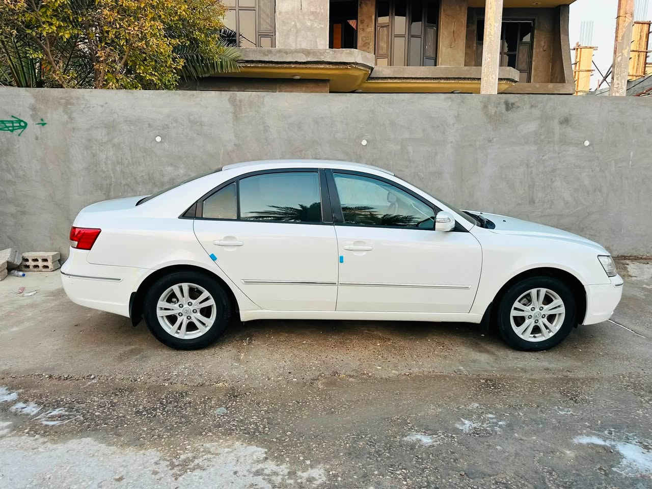 سلام عليكم سوناته خليجي مديل 2010 سياره حلوه جاهزه مكينه وكير وحداديه وتبريد وتخم تاير جاهزه مكينه 2400 
5ويل كب شاير بل مري تحكمات ستيرن جهتين سياره بيه قطعتين رش جاملغ وباب خلفي مكانه بابل ناحيه نيل سعره 108وبيه مجال ***********
