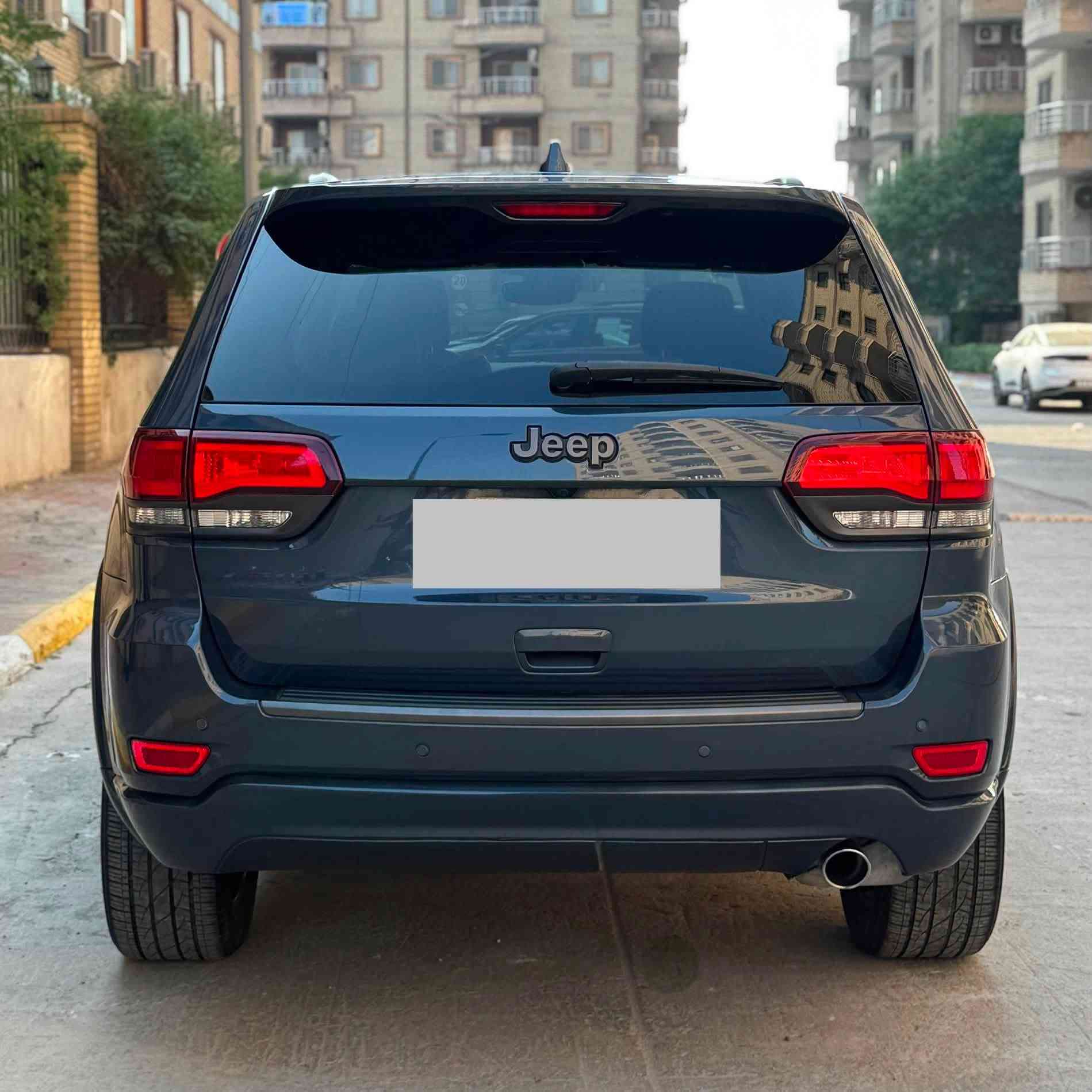 جيب 2021 80th
بيها تبديل جاملغ امامي نفس الون فقط
ماشية 34 الف مايل
فول ١/١  رادار امامي سلايد بصمة وباقي المواصفات
رقم الهاتف :***********
العنوان : بغداد - حي الجامعة
