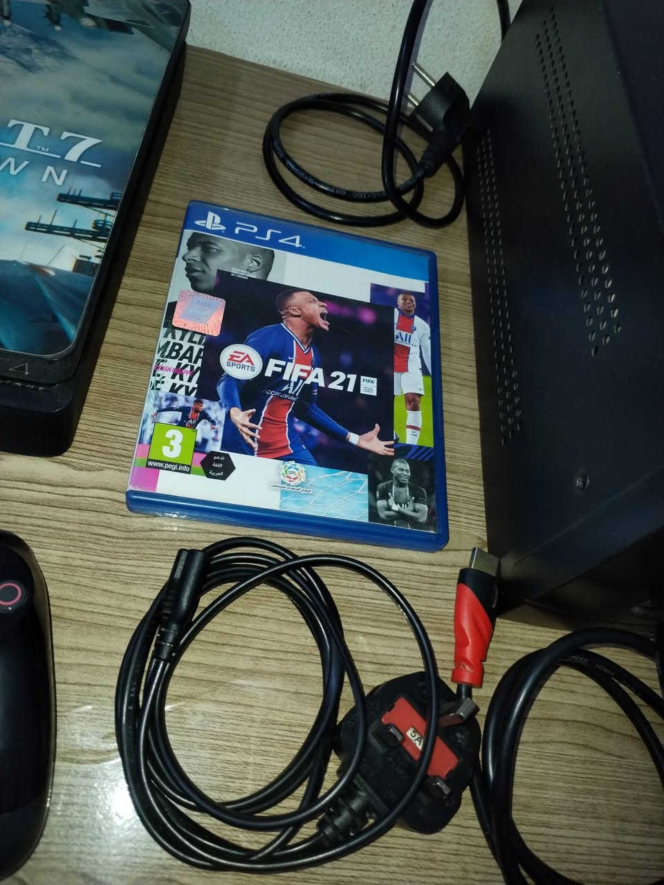 PlayStation 4 Slim 1TB
✅ المواصفات:

• PlayStation 4 Slim
• سعة 1TB (1000GB)
• يدعم اللعب أونلاين 
• جميع الكيبلات موجودة كاملة وجاهز للتشغيل

يتوفر مع الجهاز : 
• جويستك أصلية 
• جهاز ( UBS )
🔥قرص ( FIFA 21 ) مجاني🔥

• الجهاز غير مفتوح نهائياً (وكالة) 
• نظيف جداً واستعماله خفيف
• كامل هو وملحقاته يعني تشتريه اليوم وتشغله بنفس اللحظة، بدون ما تحتاج تشتري أي ملحق إضافي.

✨ مناسب للشخص اللي يريد جهاز مرتب ويبتعد عن الأجهزة المفتوحة أو المصلّحة إذا تدور على PS4 نظيف و مضمون، اخو الجديد 

السعر 225 ألف مع قرص ( FIFA 21 ) مجاني ❤️

للتواصل ***********
📍الموقع / ديالى
