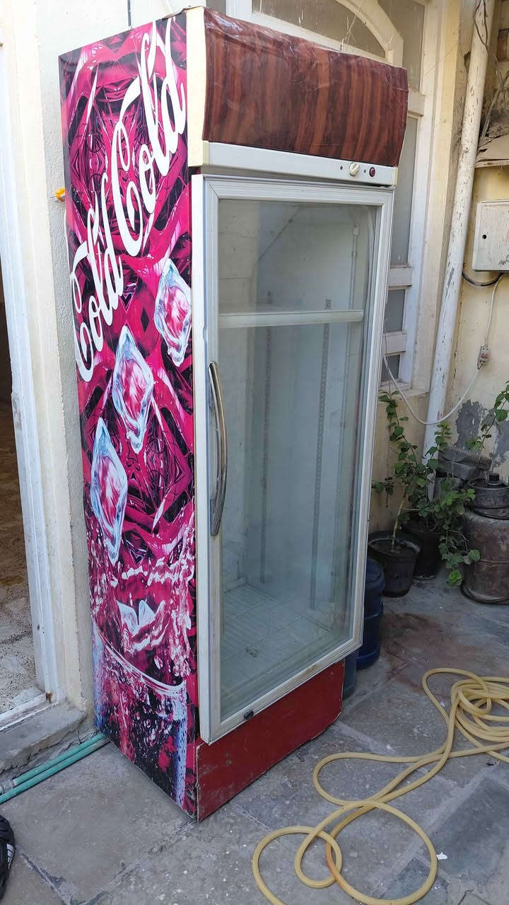 عارضه عموديه للبيع مستعجل عليها شغاله ع فحص السعر ٢٠٠ وبي مجال مكاني النجف 
*********** النجف, العراق
