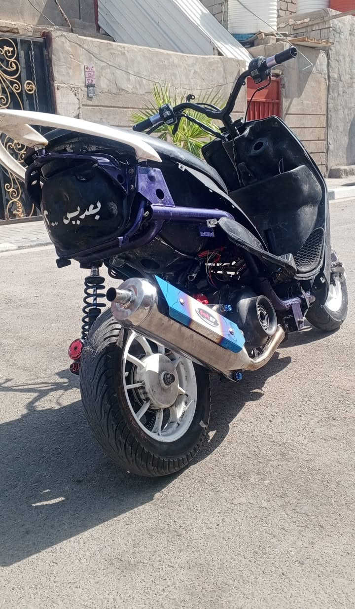 دراجه ماكس عدله للبيع تعمير جديد ويلات اكزوز دبلات كله رياضي مكينه بلاديه مفتوحه مره وحده غراض المكينه كله بلادي المكينه خرسه السعر 650 وبي مجال قليل مكاني بصره القبله المرسله على الرقم(7846069483)
