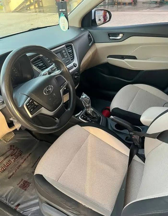 مرحبا 
سيارة اكسنت خليجي 2019
مكفولة كفالة عامه 
منظومة تبريد جديدة 
تخم تاير جديد

السعر 95 ورقة وبيها مجال بسيطة بيع مستعجل بسبب ظرف
المكان بغداد السيدية 
الاتصال على الرقم 
 ***********
