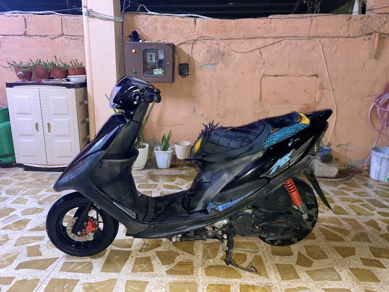 ماكس عدلة • ١٢٠ • مكفولة