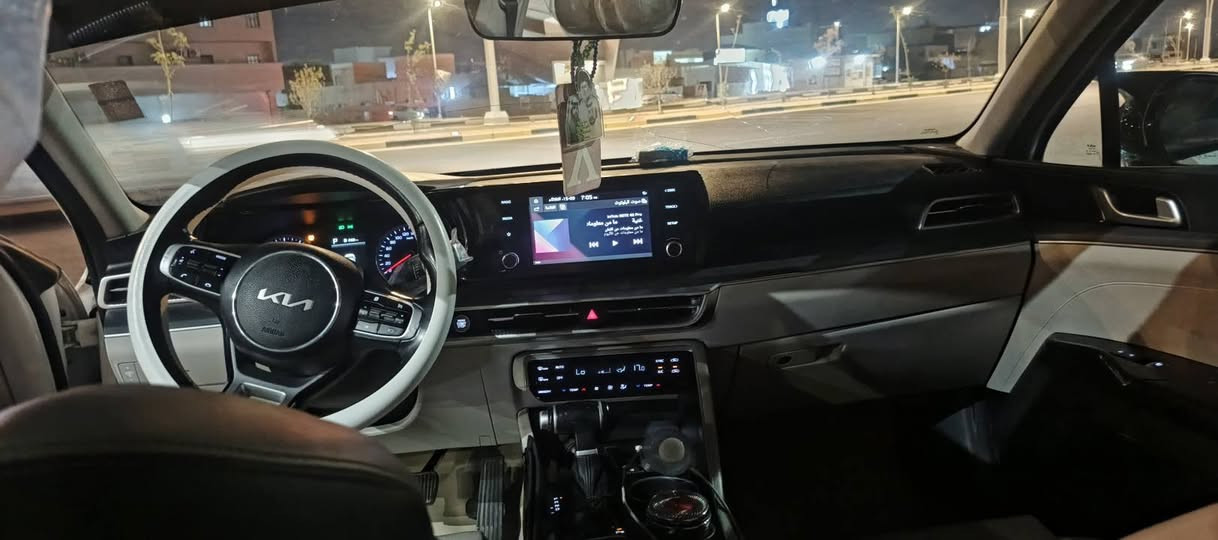 كي فايف ٢٣ فو مواصفات ماشيه ١٠٠
حادث صندوك وجاملغ سعرها ١٦٥ مجال قليل   محرك ٢٠٠٠ دوش سياره جديده   

***********

