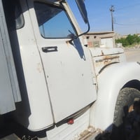 شاحنة • للبيع