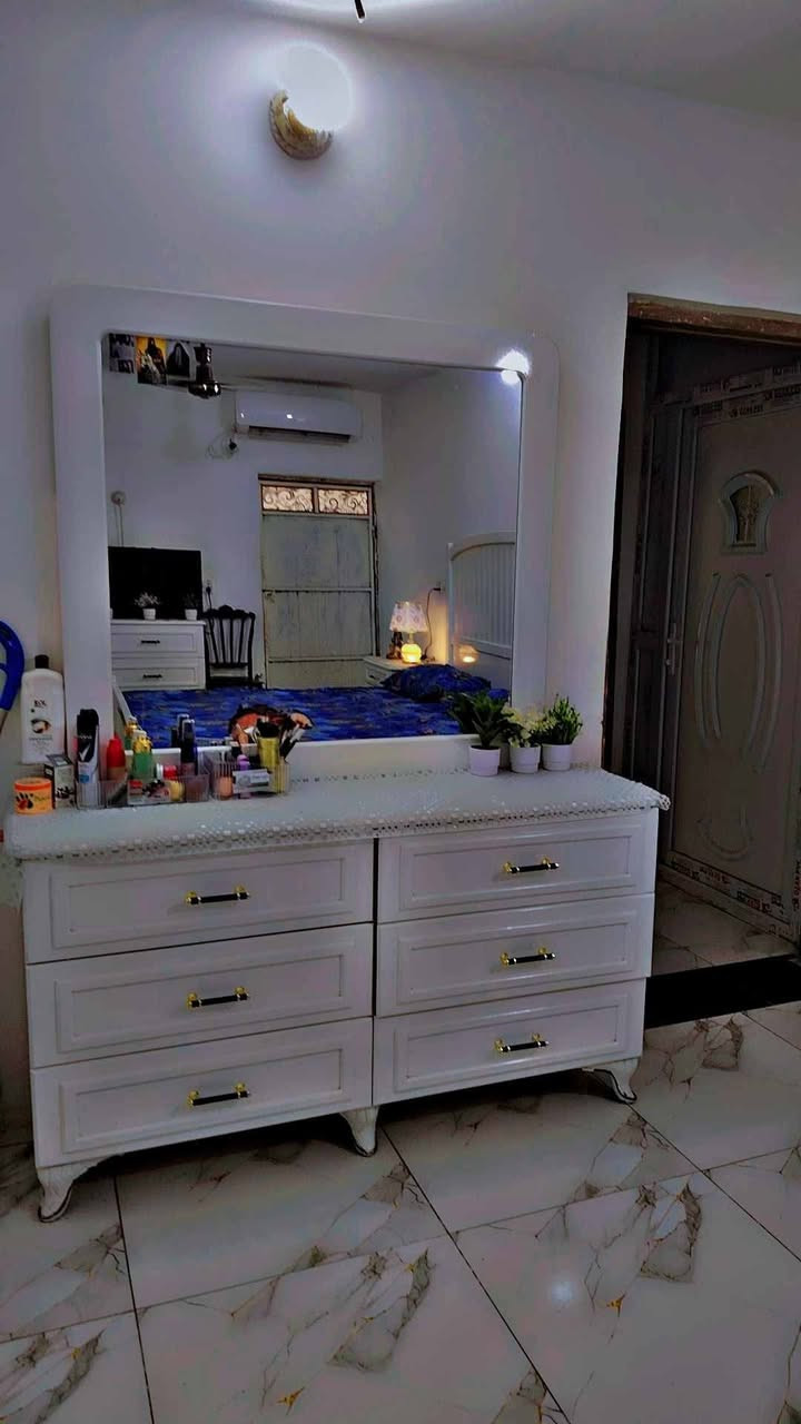 غرفه اخشاب صاج للبيع عراقي سعر مليون***********
