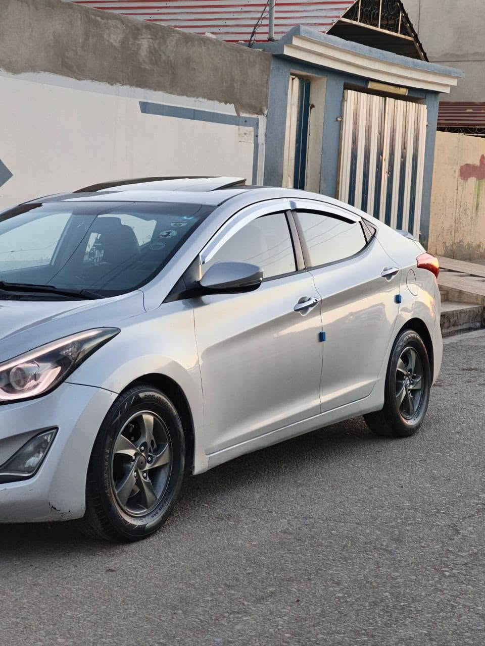 👋🏻السلام وعليكم 
🚗افانتي 2011
✅مكينة 16 GDI
✅فول مواصفات 1/1
✅منظومة غاز 
✅بصمه تشغيل 
✅بصمه ابواب 
✅بصمه صندوك 
✅سلايت
✅لايت LED
✅ كشنات جلد 
✅تبريد لمس 
✅نظام ECO
✅مانع انزلاق
✅مري شفط 
✅اشاير بالمري 
✅لايت زنون
✅شاشة تسلا 
✅تحكمات ستيرن 
✅ويلكب 15
✅ رقم نينوى بأسمي
✅ بدون ضرر فقط ملاحظات 
📍عنوان ناحية زمار 
✅سعر 113وبيها مجال
📱للأستفسار *********** واتساب 
✅خاص مفتوح
