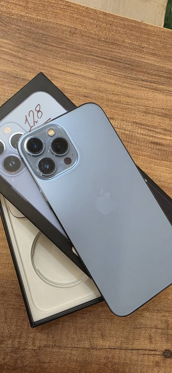 آيفون ١٣ برو ماكس • ١٢٨ • فيس ايدي معطل