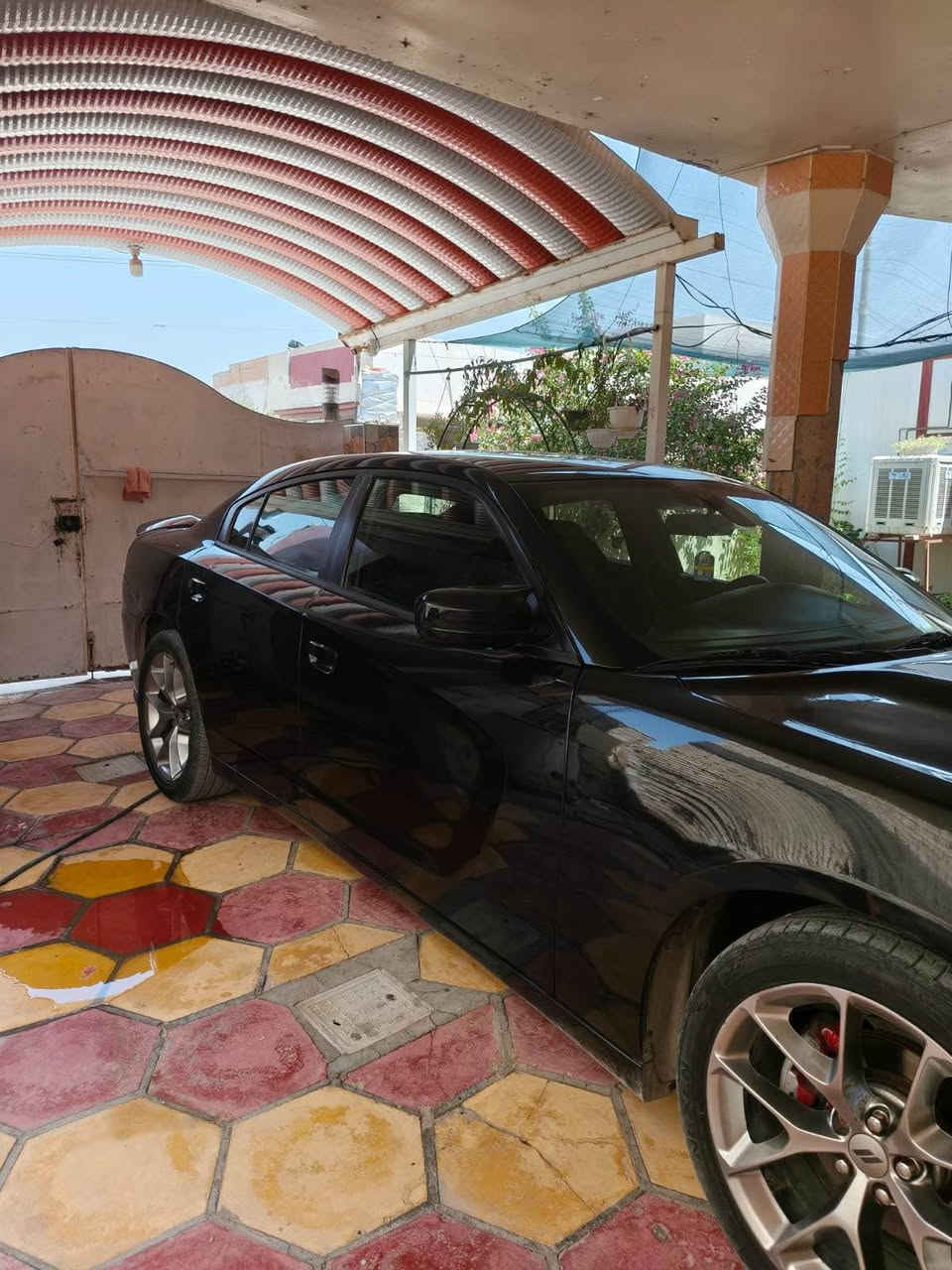 تشارجر SXT • ٢٠١٨ • شاشة كار بلاي
