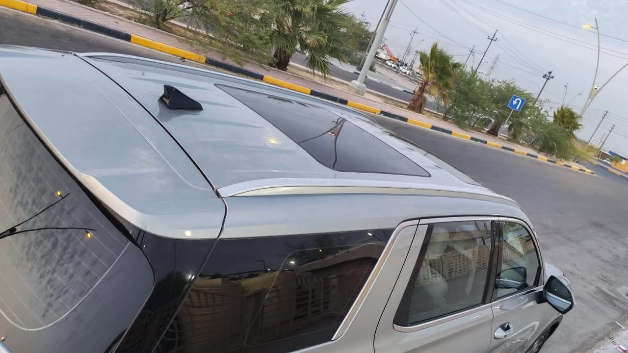 السلام عليكم سياره هونداي بلسياد موديل 2023 وارد خليجي كفاله ما عدى الطخه خفيفه الموضحه بالصوره رقم بصره المواصفات :-
1 - حجم المكينه 3800 تنفس طبيعي 
2- مغلفه نانو 
3- بنراما كامله 
4- دواخل جلد ملكي 
5- حاجب امامي لد 
6- بصمه باب وبصمه تشغيل وتشغيل عن بعد 
7- قبق جنطه كهربائي 
8 - لايتات زنون عالي ناصي اصلي
9-اشارات بالمرايا الجانبيه 
10- غرفه السياره جلد 
11- تدفئه المقاعد الاماميه 
12- بردات بلاد في الابواب الخلفيه 
13- حساسات الانحراف عن المسار
14- تحكم استرين جهتين متكامل الايعازات 
15- شفتات ستيرن
مكان السياره البصره 
اتصال على رقم ***********
السعر المطلوب 295$ وبيها مجال
