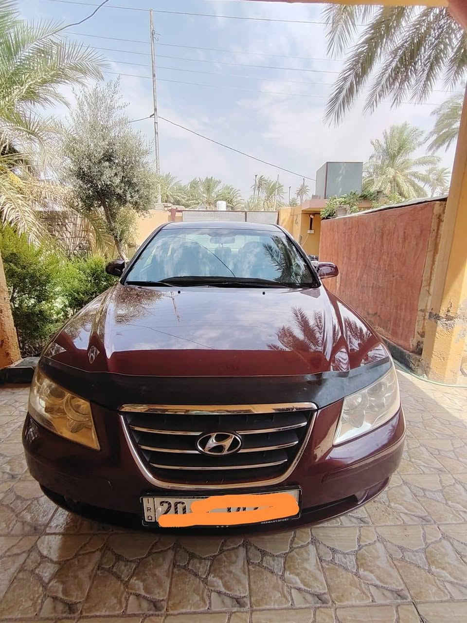 السلام عليكم. سوناتا ٢٠٠٨ محدثه ٢٠١٠ سياره كاعده وحلوه كامله مكمله وارد أمريكي ضرر جاملغ خلفي فقط محرك ٢٤٠٠ تبريد ثلج  صدر جديد رقم جديد  السياره بسمي تحويل ثاني يوم .السعر90وبيه مجال حك الجيه. مكاني ديالى للإستفسار اتصل ***********
