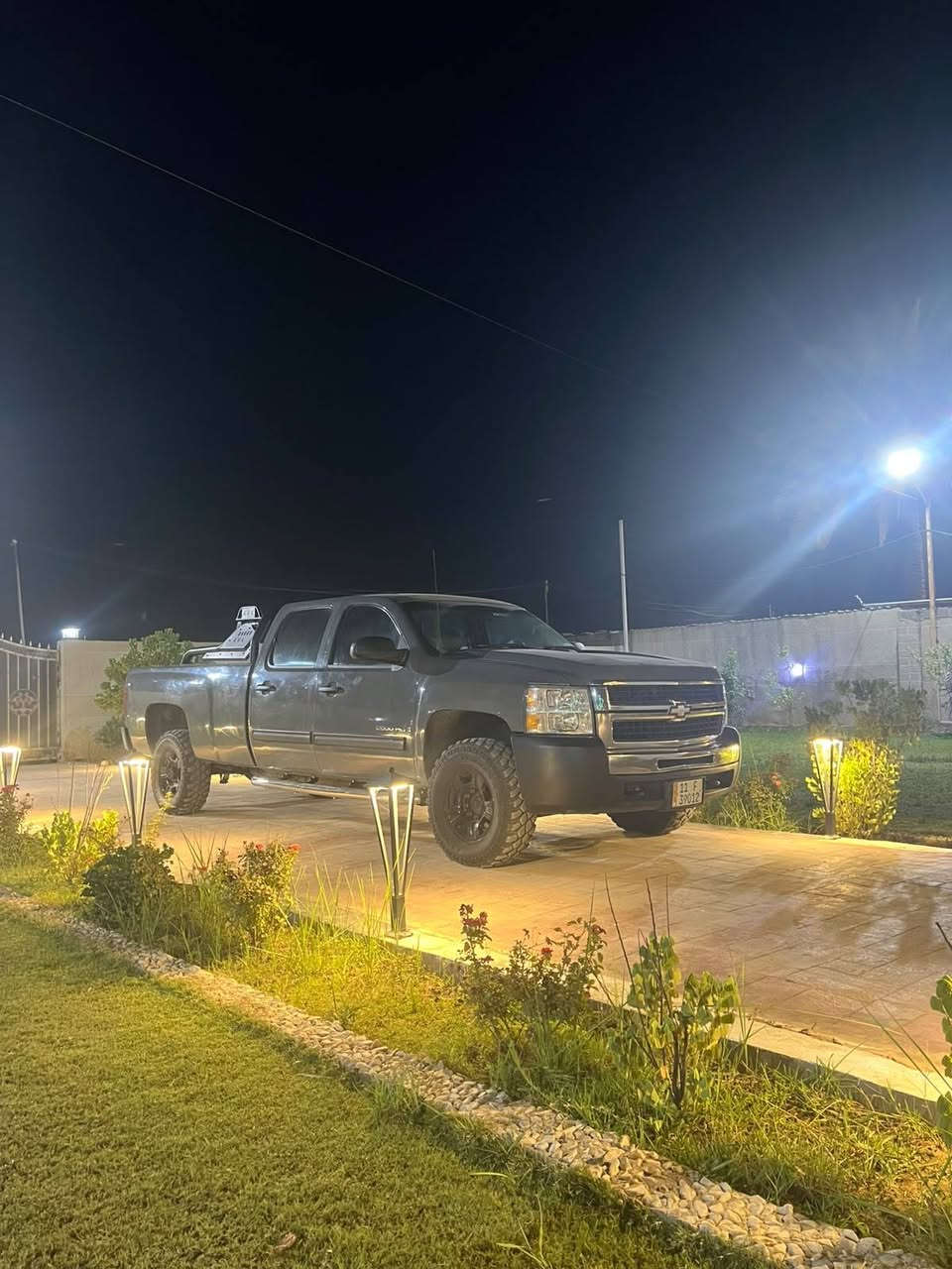 سلفردور • ٢٠١٠ • محرك ٨