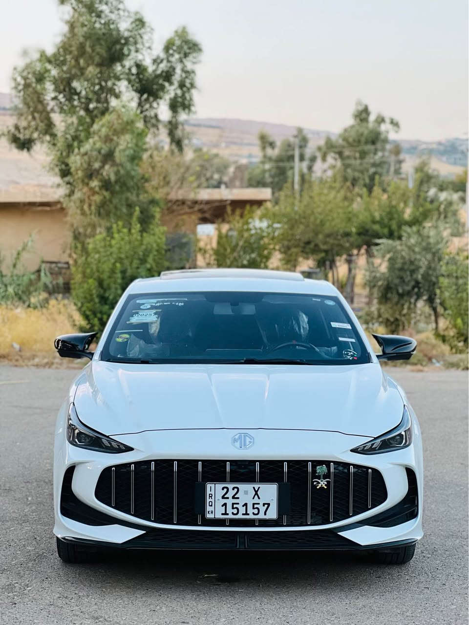MG/GT 2025 مۆدیل  
سەیارەکە هیچ هیچ نیە تەنها شوختەکو قۆپەکی هەیە
هەموو گیانی بەشەرت
سەیارەکە بەناوخۆمانە
سەیارەکە تەنها 25 هەزار رۆشتوە
سەیارەکە فول فول مواسەفاتە
ئاوێنە شەفتە سلایتە بەسمەیە برێل بەسمەیە
سوکان ڤۆلێوم گێچ ئەلیکترۆنی 360 دەرەجە حەساسە
سەیارەکە 360 کامیرەیە 
نرخ.124
ژ.م*********** كويسينجاك, أربيل
