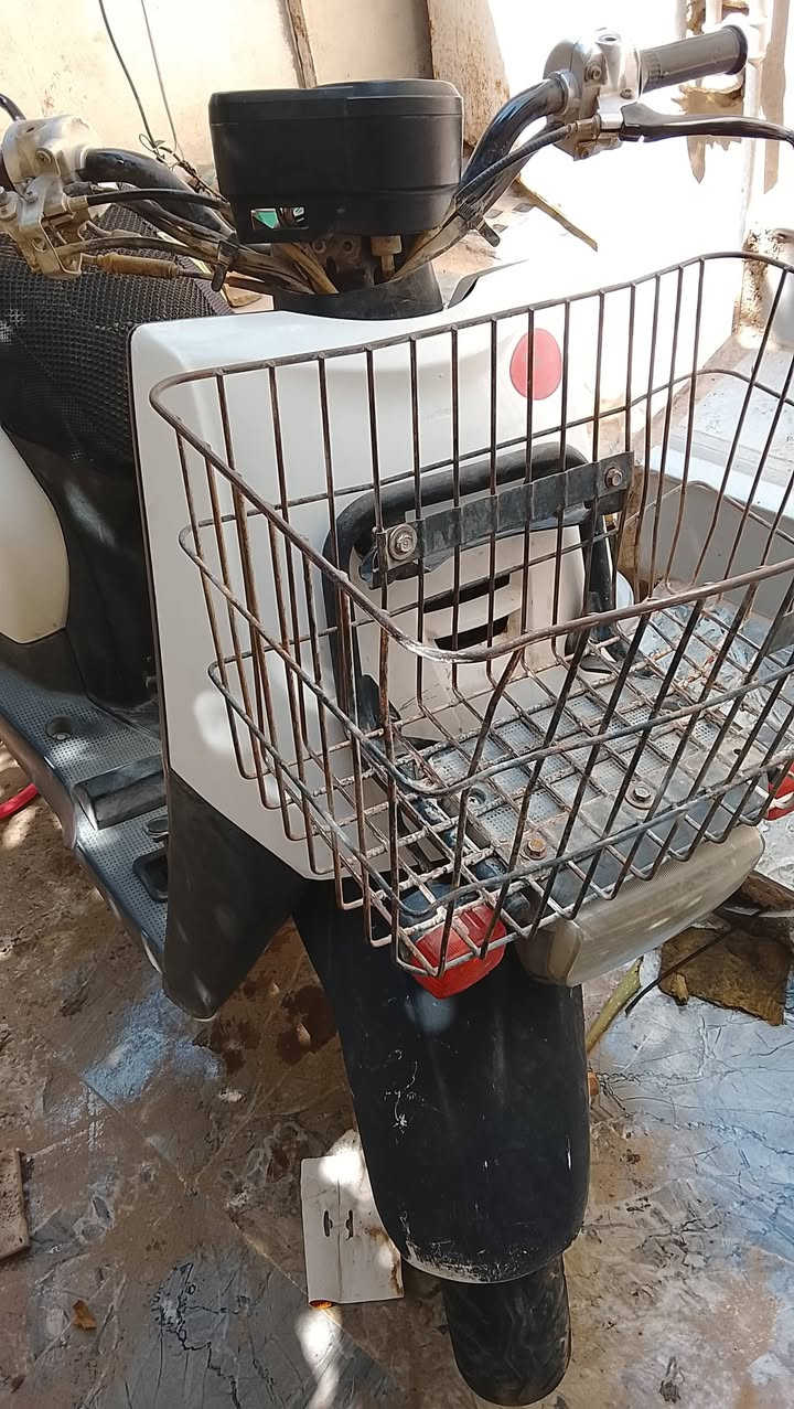السلام عليكم متوفر، دراجه بيكم نوزل نكره سلف ونص هندر وتشتغل ماشاء الله كفرات كلش نظيف لافطر، لا كسر   مكينه حلوه ومشي، خير من الله العنوان بعقوبه حي المعلمين للاستفسار، ***********
