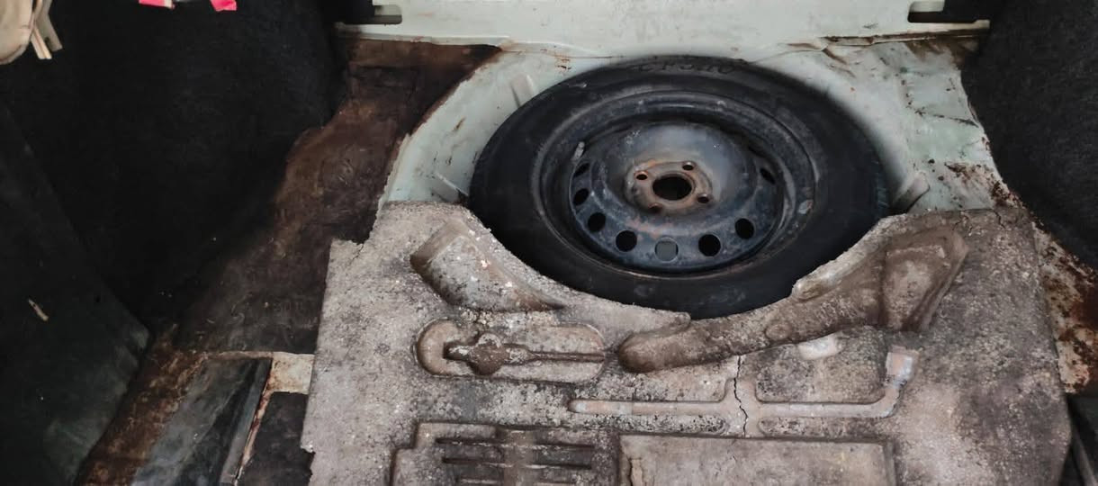 اسبرو 94 رقم0انبار انكليزي جديد ب اسمي شرط التحويل كير اوتو تبريد جان يشتغل وكف فجئة الفان شغال
*********** بغداد, العراق
