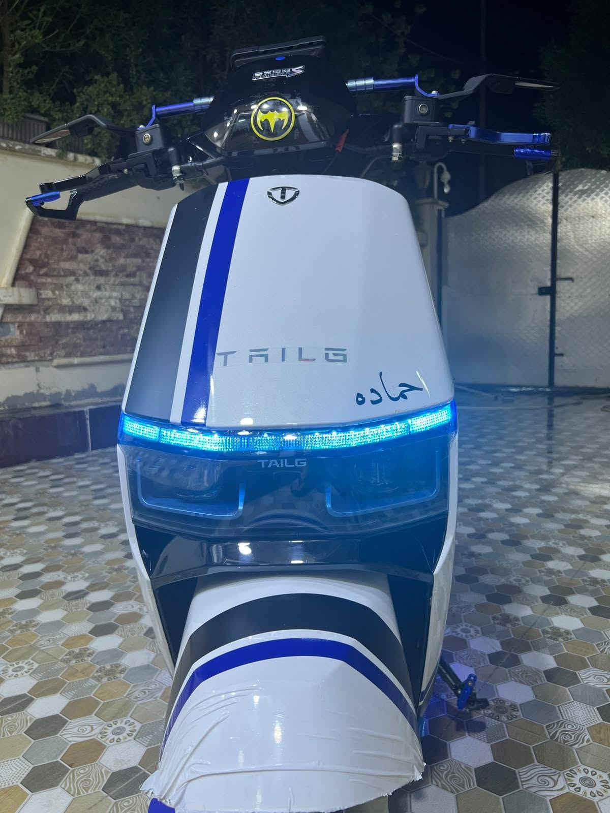 بس الله ما شاء الله 
دراجه TAILG 2026  مزوده
6باتري مصطره  على الفحص 
الدراجه بعدها جديده مصروف عليها  فوك 200 الف 
سعر الدراجه ﴿ مليون و 150 ﴾
للأستفسار خاص 
الرقم ***********
