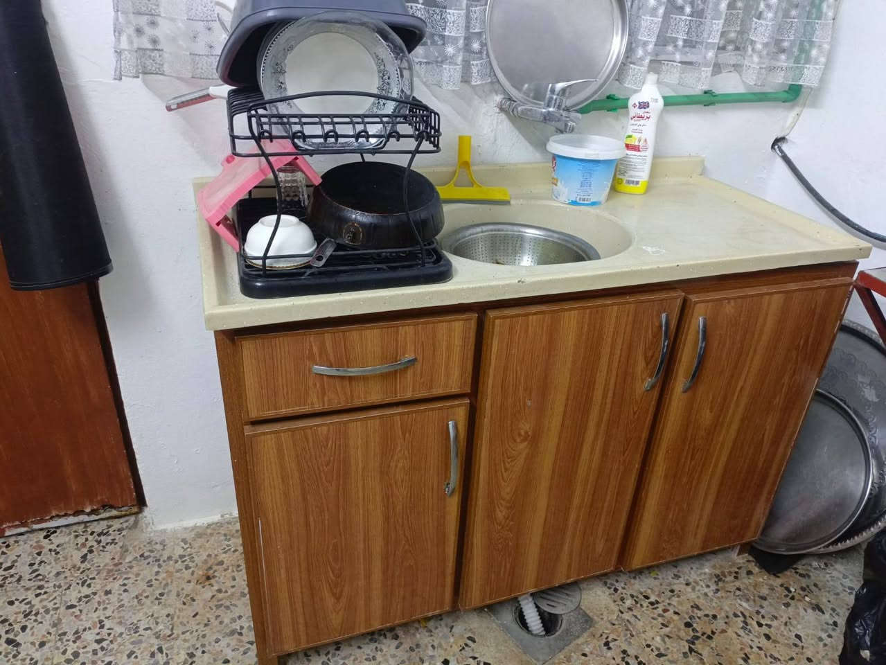 سلام عليكم كونتر لبيع حيل نظيف و مستغدم شي قليل/***********/بي واتساب
