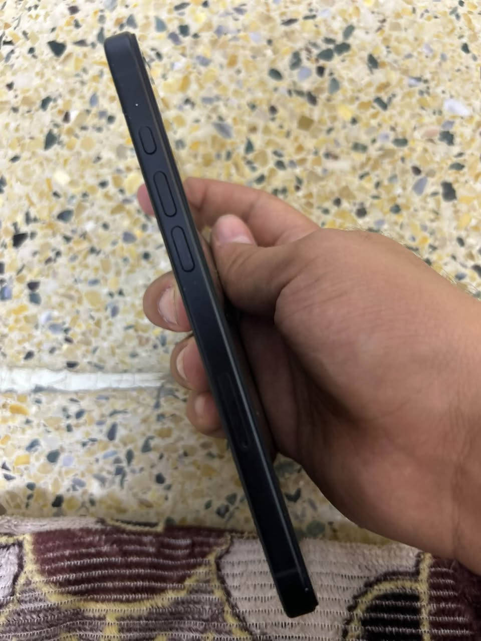 سلام عليكم
ايفون 16 بلاص.  Plus
ذاكره 128  شرق اوسط 
البطاريه 86 على وضع الوكاله ما يصرف شحن
اللون الأسود ◾️
الجهاز مستبدل بي شاشه اصليه من ابل يعني وكاله اصليه وضهر مستبدل وكاله ابل إلاصلي الجهاز على وضع الوكاله نضيف كلش استخدم بسيط يعني الجهاز وكاله 
السعر خاص 
وايضاً يتوفر توصيل لجميع محافظات العراق 🇮🇶

نص مكتوب في الصور:
- 42 12:12 حول الفيديوهات 1 الصور 0 التطبيقات 1 السعة 128 غ.ب. متوفرة 102.3 غ.ب. عنوان Wi-Fi 8C:08:AA:5C:6F:E7 Bluetooth 8C:08:AA:5A:19:BB البرنامج الثابت للمودم 2.70.01 SEID EID 890490320***********198146380740 قفل شركة الاتصالات لا توجد قيود على الشريحة الشرائح المتاحة IMEI 35 757772 162591 7 IMEI2 35 757772 322555 9
- 12:13 42 حالة البطارية حالة البطارية عادية تعمل بطارية iPhone هذه على النحو المتوقع. حول البطارية والضمان... الحد الأقصى للقدرة 86% هذا قياس لقدرة البطارية مقارنة بقدرتها عندما كانت جديدة، قد تتسبب القدرة المنخفضة بتقليل ساعات الاستخدام بين عملية الشحن والأخرى. عدد الدورات 549 هذا هو عدد مرات استهلاك iPhone لقدرة البطارية. معرفة المزيد... تاريخ التصنيع أيلول 2024 أول استخدام كانون الأول 2024