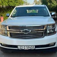 عندي تاهو 2015 خليجي LTZ السياره جديده كلش وحلوه كفاله من الضربه بيها ...