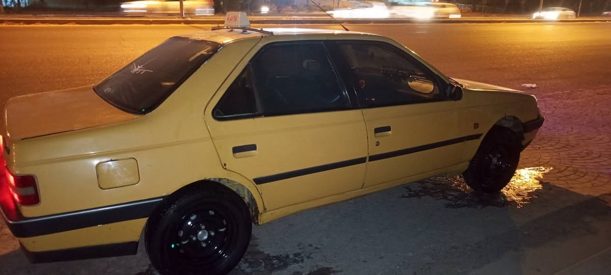 سلام عليكم من رخصت الدمان بيجو للبيع 405جيل اكس2010بيه ضربه بل باب خلفي ومعمر مكينه بل جيس تبريد 🥶 ثلج صدر امامي و خلفي جديد تخم تاير سياره لاتنقيص ولاتبخير مصفر هيئه وغرامات لسعر 26وبيه مجال عنوان بغداد رقم تليفون ***********بيه واتساب شاشه اربع سماعات غرفته نضيفه
