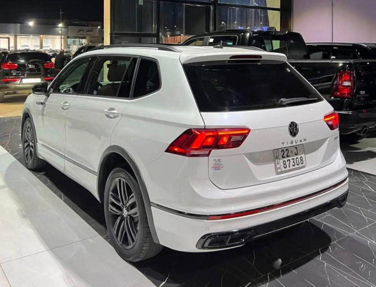 Vw tiguan se rlin 2022

ڤۆکسواگن تیگوان فول مواسەفات یەک پارجەی هەیە لەگەر پەڵەیەک سارد قەپاخ مەکینەکی کرایتەوە بەس بەشەرت بێ موشکیلەیە دینارەک مەسروفی تێدا نیە پێش سلایت قۆپێکی هەیە 
 رەقەم شانسی 3VV8B7AXXNM095612
نرخی 155
*********** أربيل, العراق

نص مكتوب في الصور:
- فحصت السيارة من قبل: محص الصبغ
- 2018 | Tiguan | SUV | Volkswagen | رقم الهيكل: 3VV8B7AXXNM095612
- ملاحظة الطلاء: 1-يوجد رصعات في السيارة 2-جاملفات امامية و بونيد معير
- شخط
- قطعة مصبوغة
- تعديل بارد
- عواج
- نخلي مسؤوليتنا بعد استلام التقرير والسياره
- info@blackdomeiq.com
- www.blackdomeiq.com
- +964 773 380 0380
- +964 751 380 0380