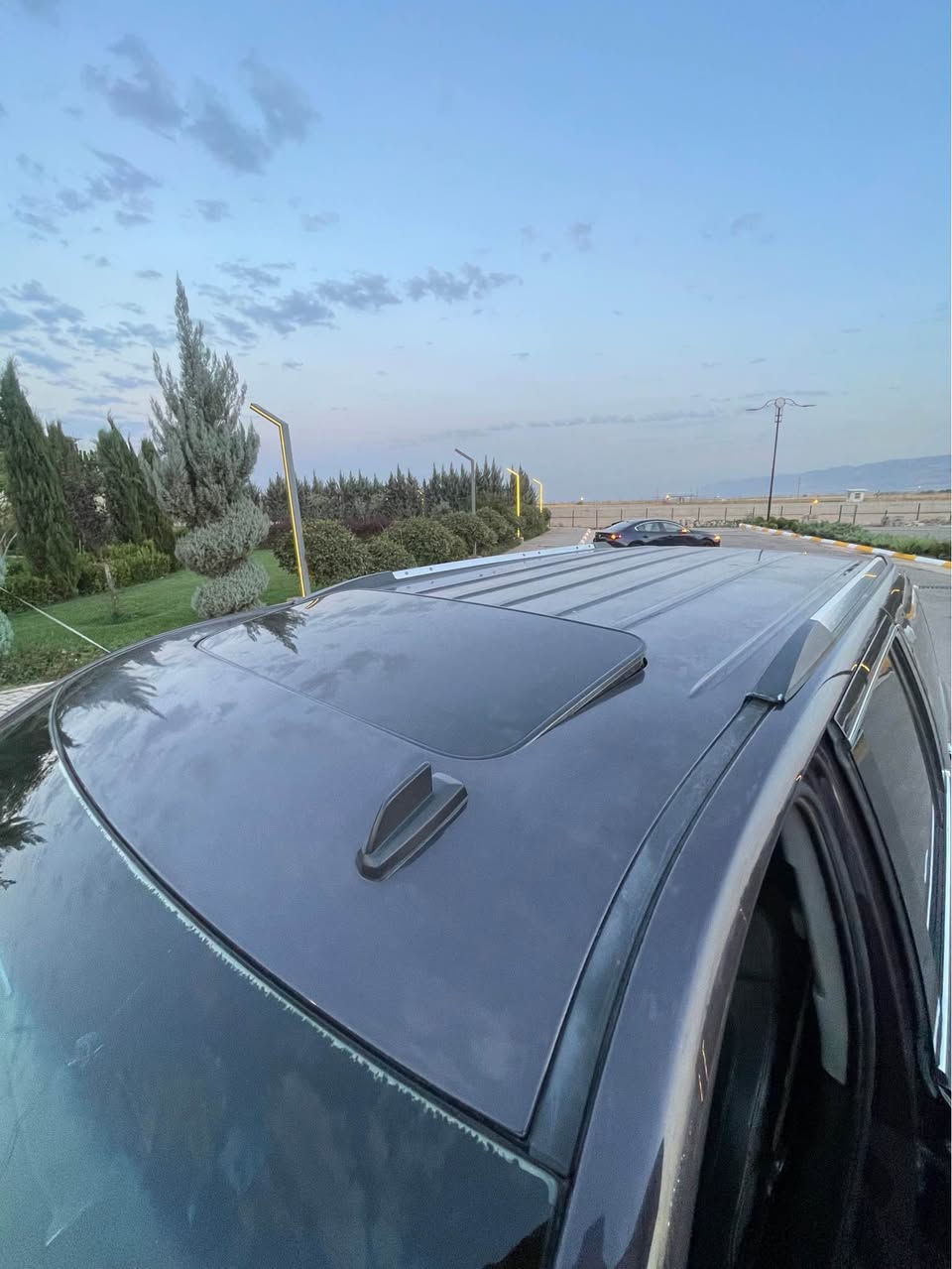 Taho 2015 LTZ qapat muasafat
*********** السليمانية, العراق

نص مكتوب في الصور:
- *********** تاهۆ ٢٠١٥ قەپات مواسەفات LTZ
- تاهۆ ٢٠١٥
- رەنگی عەنەبی
- كوشن سارد و گەرم
- كوشنی دواوەش هیتەرە
- هەر ٣ ريز كوشن كارەبا
- راداری ئاوێنە
- رادار خەتی جادە
- رادەری پیشەوە
- راداری دواوە
- كامێرە
- سكلیْتەر كارەبای
- بیلاد جام رەش
- كوشن خەزن
- سلاید ئاوێنە كارەبای
- سنوقی جەگە
- تەبرید ساردو گەرم بەشەرت
- دەبڵ ئەكسلە و ئە‌شگریت بە تاك ئە‌كسل و ئە‌وتوشی هە‌یە
- تایە و رۆن و هایدروگێری ی تازه گۆراوە
- زۆر زۆر بێ مەسره‌فە بەشەرت
- كۆدی بەناوی خۆمانە‌وەیە
- ئە‌شنوسم ٤ پارچە‌ی بە‌س پە‌مپە لە‌سەر كال بۆنە‌وە
- رە‌گە‌م شانسی 1GNSKCKC5FR286211
- سە‌یارەکە هی ماعره‌ز نییە سە‌عری ١٦٢گە‌ڵا و مە‌جال
- رە‌گە‌م تەلە‌فۆن
- *********** موشتەری نیت تیل مە‌كە