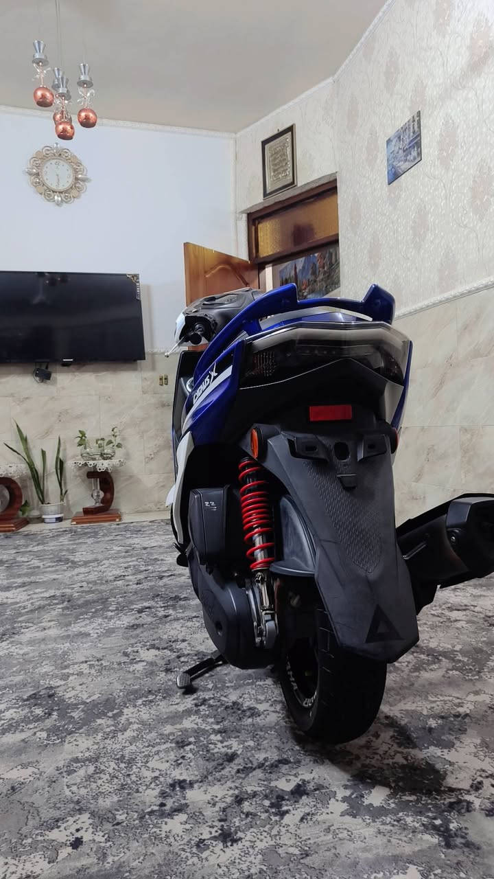 سلام عليكم
سكنس شمعه يابني دراجه بحاله الوكاله ماشيه 40 الف  ايي نقص مابيه شلعه ومعدل تجي وتشوف بعينك مكفوله كفاله عامه مكاني بغداد الي بخاطر يراسلني خاص واهذ رقمي ***********

