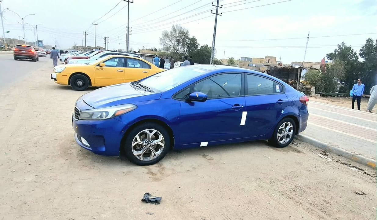 فورتي 17 امريكي مكينة 2000 دوش كير AT  ماشيه 147 رقم ذي قار دولي حادثها جاملغ ايمن جهة العبري مبدل، خشم البرانكيت تصليح بالعراق جاملغ جهة السائق صبغ صور الحادث بالمنشور جاهزه من گير ومكينه وحداديه وتبريد وتايرات بيع أو مراوس بصالون أو عالي
مكاني الشطرة للأستفسار ***********
