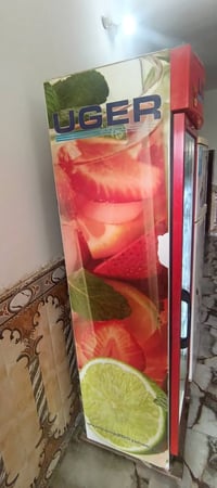 براد عارضة • نظيف • للبيع