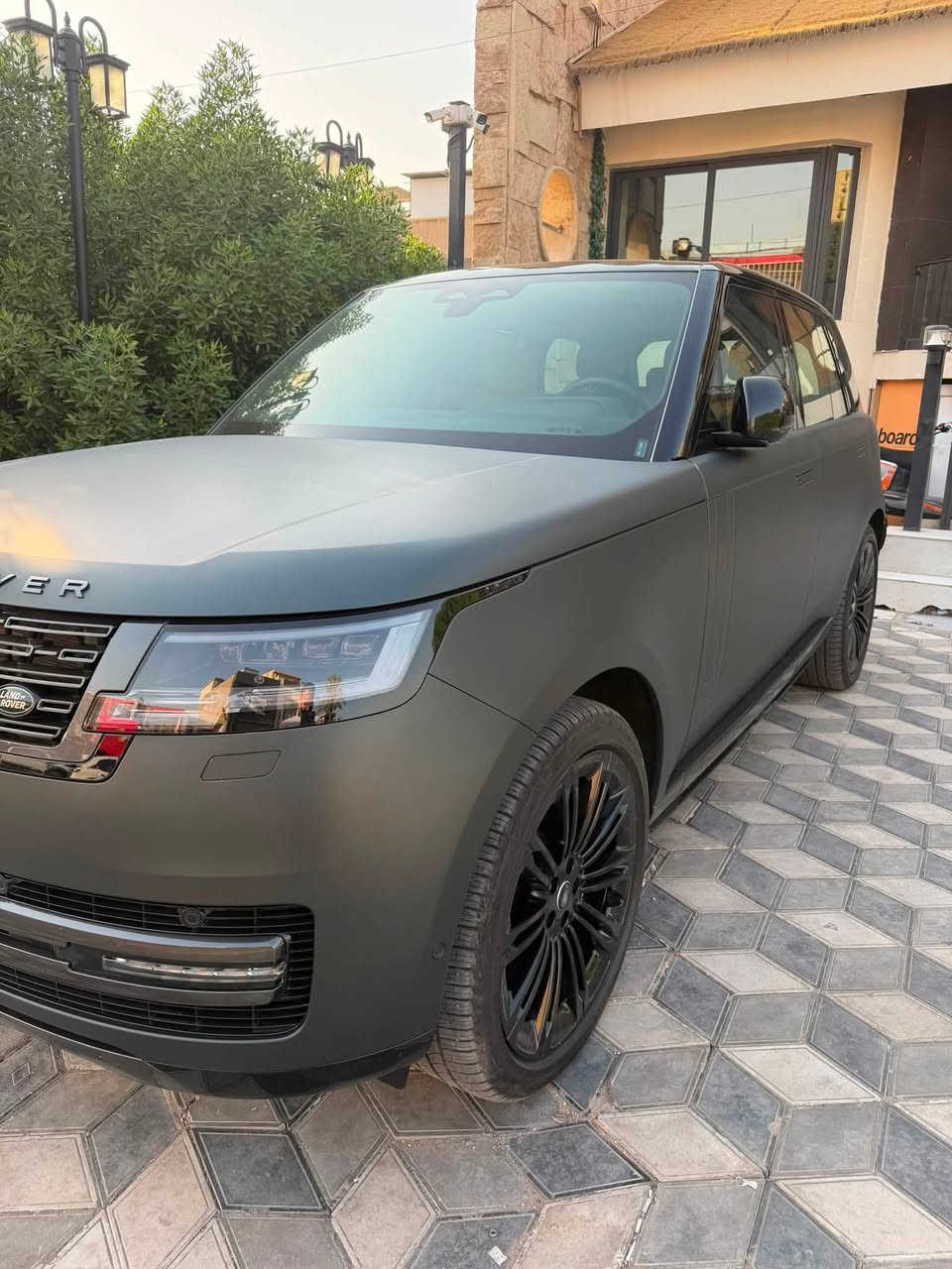 الضمان P360 V6 محرك رقم بغداد جديد
المواصفات فول SE ماشيه 17 الف

كيلو متر سياره على وضع الشركة 

المواصفات معروفه فول 1/1 مكان سياره بغداد 

كفاله عامه لون مميز ومغلفه ppf

موجود الشراي يتصل او واتساب  
الهاتف : ***********
العنوان المنصور الداودي شارع مطعم الساعة
