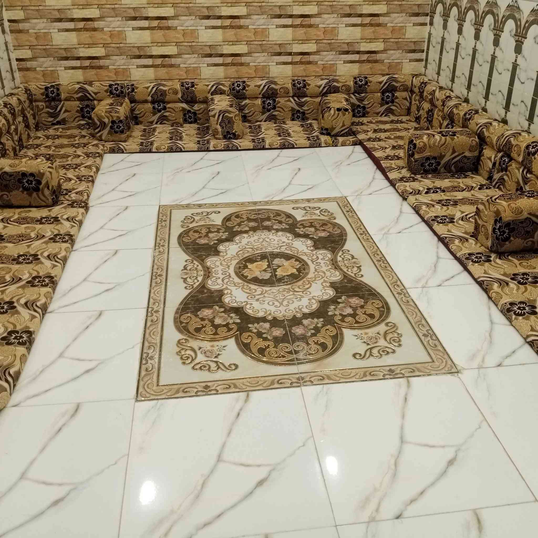 *********** جلسه عربيه13متر السعر 250 وبيهه مجال
