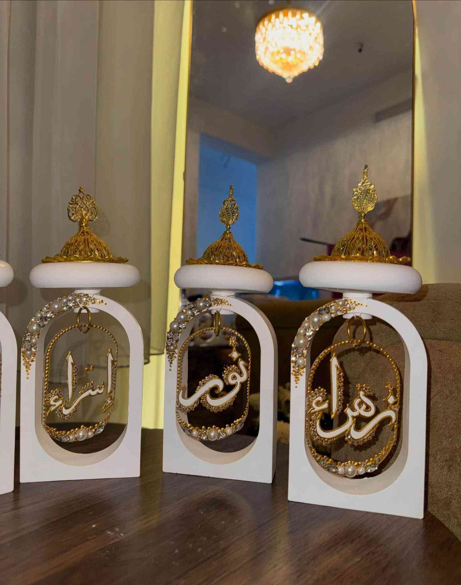 بكجات 
عروض على هذة البكج 
شغلي حسب الطلب
يتوفر توصيل لجميع المحافظات العراقية
الحجز قبل اسبوع
ضمان الوان ضد الماء بغداد, العراق

نص مكتوب في الصور:
- Eeloo_92 Eeloo_92 Eeloo_92