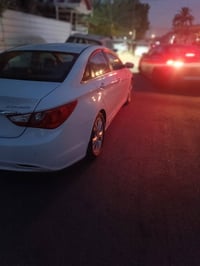 للبيع سياره سوناتا موديل 2013 بغداد رقم انكليزي بسمي  التفاصيل محرك 24...
