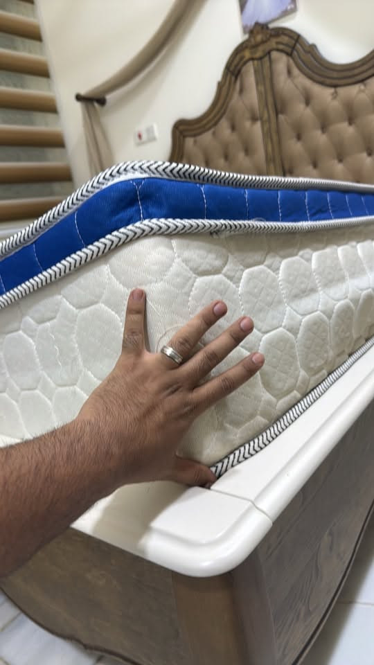 دوشك طبي فندقي ممتاز جدا
السعر 100 بابل حلة الاسكان 
***********
