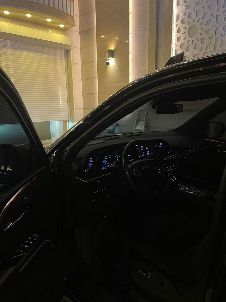 كاديلاك اسكاليد 2023
وارد كندي كلين تايتل 

ماشيه 34 الف ميل 
مغلفة ppf ب ٢٠ ورقة
مكفولة كفالة عامة 

المواصفات 
تشغيل عن بعد 
‏‎5 كاميرات
‏‎5 بصمات
فور ويل
كشن رجاج  
داتا شو 
داخل اسود 
لايت زنون عالي ناصي ٥ عدسات
‏‎3 شاشات بالدشبول 
تحكم بريك 
جنطه ذكيه جلاق
رادار تحديد مسار
رادار خلفي
رادار امامي  
كشن تدفئة سايق وراكب
كشنات خلفية تدفئة
مري شفط 
اشارة بداخل المراية
كشنات جلد 
كشنات خلفية منفصل VIP
علامة كاديلاك ضوئية بالدعامية الخلفية
الكشنات كهرباء 
ذاكرة ميموري ستيرن وكشن
قاصه 
ويل ٢٢ بلادي
 
المكان بغداد
‪***********‬
