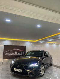 لكزس ES350 • ٢٠٢١ • ٦٨ الف ميل