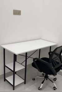 مكتب دراسي • نظيف • بغداد