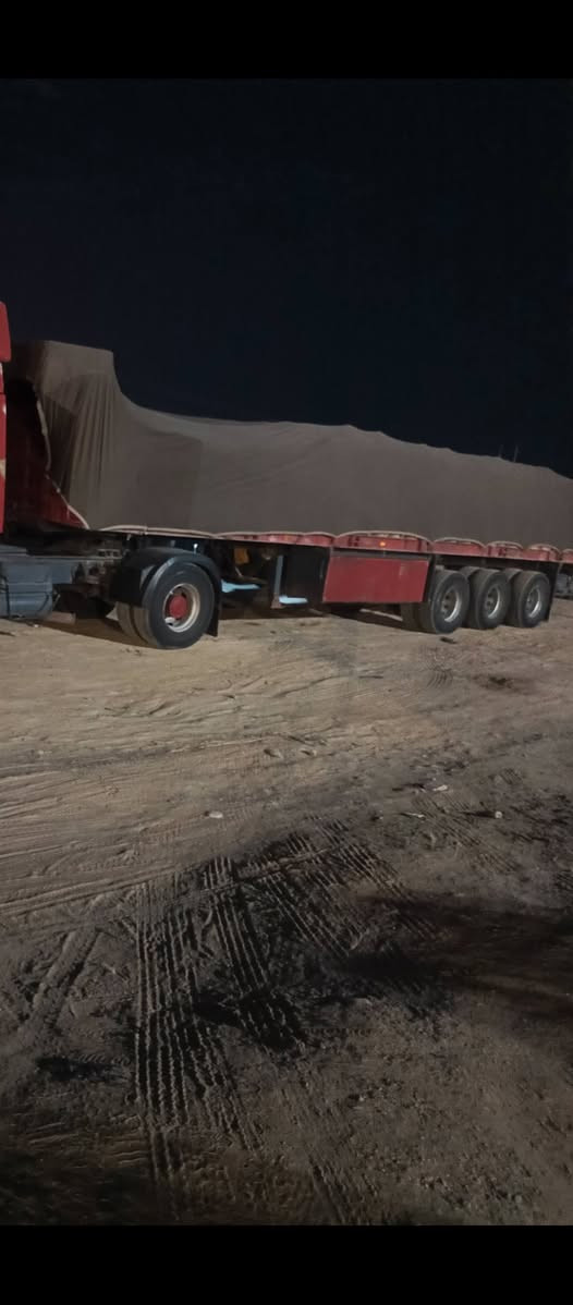 سلام عليكم عربانه حداد طوله12ونص شريط صيني دناكير 14 صناديك مطبخ ثلجه جاهزه مكاني قضاء الفجر رقم رعيه‏‪***********‬‏
