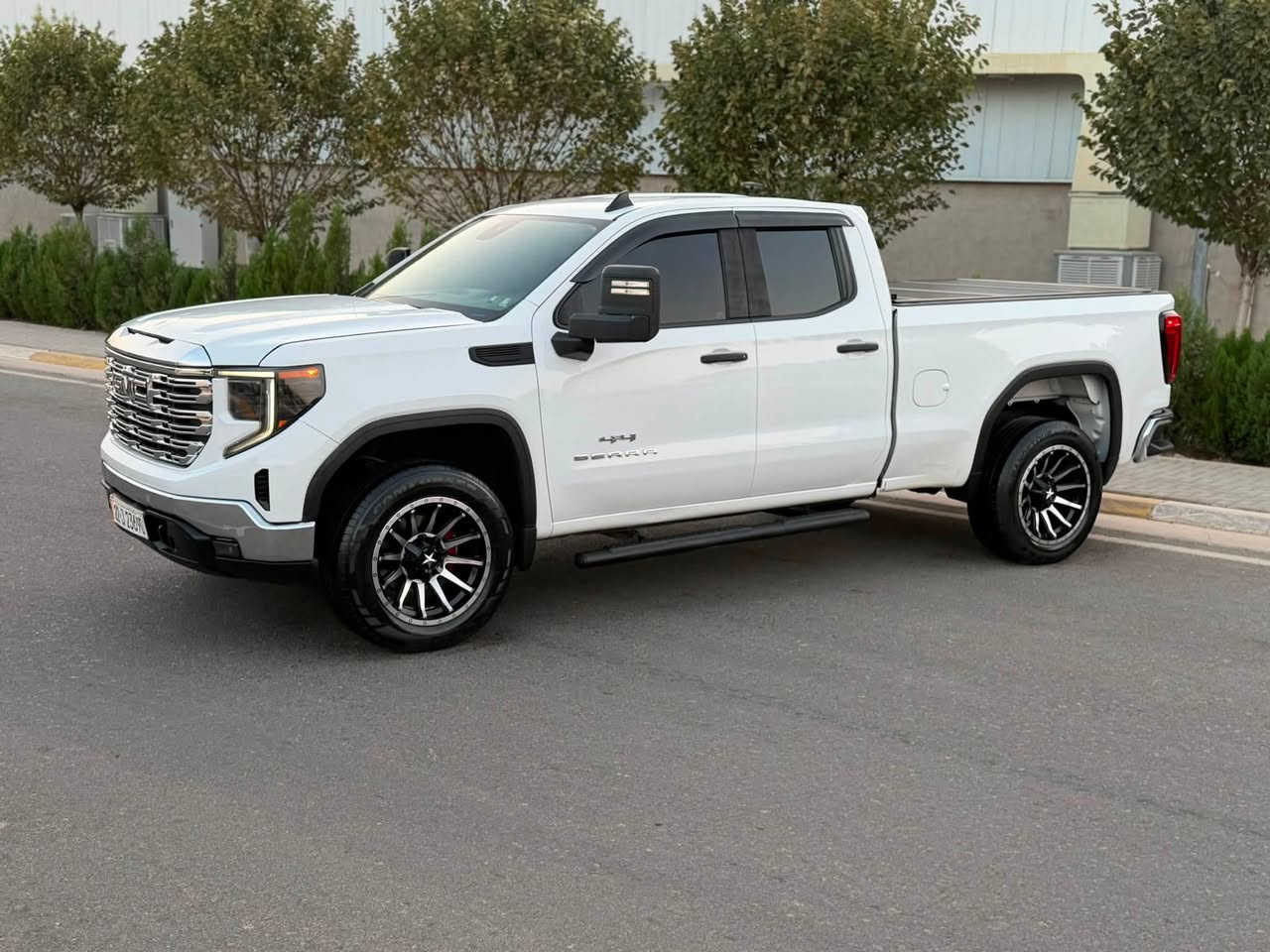 بسم الله الرحمن الرحيم
ارخص سعر كل عراق  238 $ ورقة  🔥🔥👋🏻👋🏻

جيمسي سيرا موديل 2023 فور ويل 4x4

محرك اربع سلندر محرك 2.7  تيربو  

گير و محرك بشرط برغي مامفتوح ✅…. 

گير و محرك كهربايات شرط جديد جديد  .........

▫️فور ويل دفع  باعي 4x4

▫️سيارة مكفولة بدون صبوغ بدون ضربة بدون أيرباگ✅

🔹أيرباك كل بيلادي سليم ١٠٠/١٠٠ ✅

🔹سيارة جديد حيل حيلوة نضيفة 📦📦

▫️سيارة عليه كفر داخل بدي و فوك بدي و مرايا 🪞

🔹اربع تاير و ويل جديد بدون مصروف ✅

مواصفات// 

بصمة . فور ويل .  رادار أمامي . رادار خط صريق . لايد ليد . شاشة كبير  .شاشة و كاميرا. اوتو ستار ستوب . بريك بصمة . تبريد مركزي . بلاجكتور -  بكلايت ليد - تحكم ستيرن. تحديد سرعة . ويل كاب … 

محرك گير صدر حداديه تبريد تخم تايرات جاهزة 🧿🧿

رقم و سنوي جديد تحويل مباشر… 

سنوي بأسمي تحويل بشرط......

مكان سيارة سليمانية… 🙏

                                                   ☎️:***********
