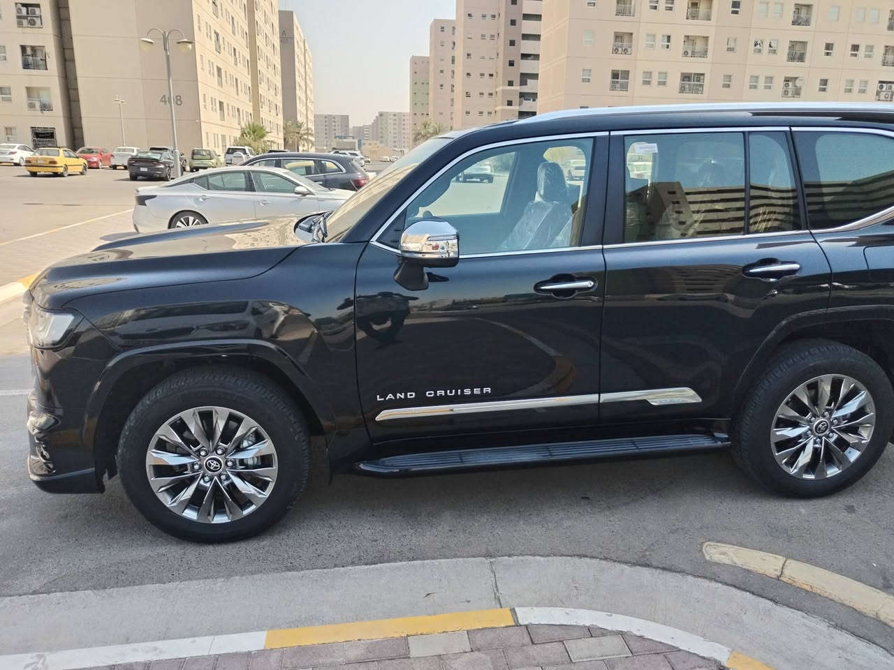 للبيع لاندكروز موديل 2024
فول مواصفاتVXR
كفاله عامه سياره
رقم بغداد  تحويل ثاني يوم
توين تيربو داخل لونين 
ماشيه 7000  اعلى فئه ابواب شفط  
مكان سياره بغداد مجمع بسمايه
***********
