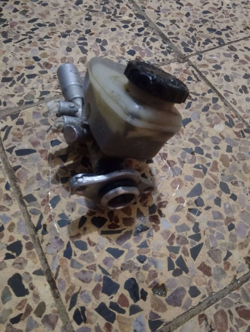 للبيع لشراي يخابرني وأني خادم ***********

