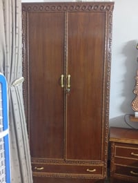 غرفة نوم • خشب ثقيل • كنتور
