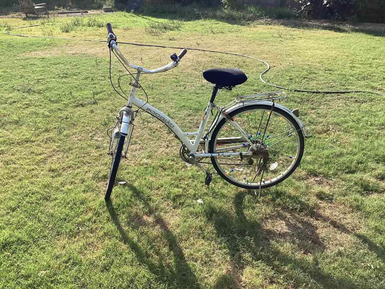السلام عليكم عندي بايسكل للبيع حجم ٢٦ 🚴🏻 اريدة ب١٠٠ وبي مجال الرقم ***********. ***********
