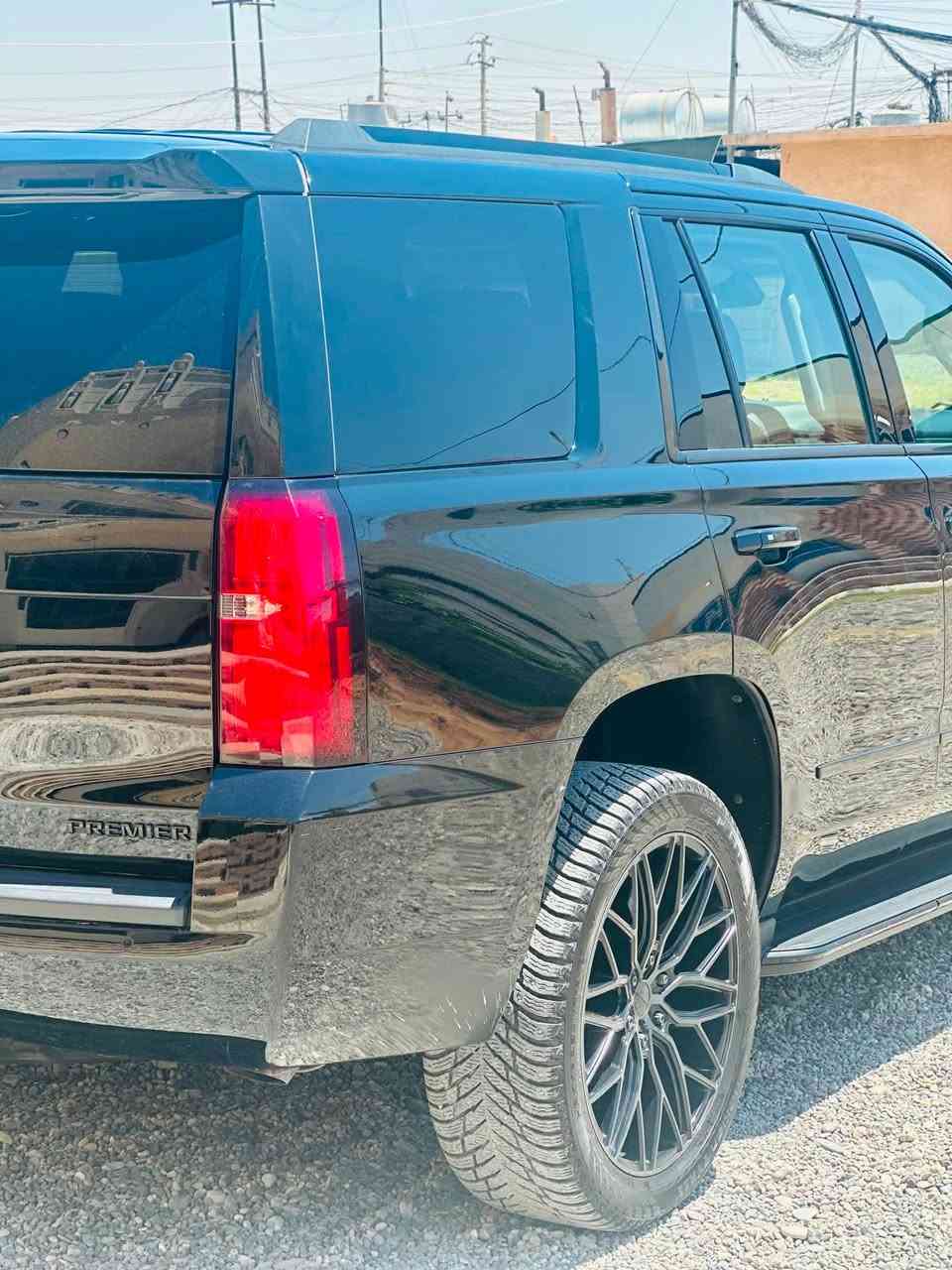 CHEVROLET   PREMIERللبيع
بيع او مراوس 

تاهو (2019) بريمير كلين دخول جديد زيرو السيارة

المواصفات                       

فول مواصفات ١/١

٨سلندر

سلايد(فتحة قمارة)

كراسي جلد اصلي

كراسي كلهن كهرباء حتى الخلفية

كراسي هزار(عند اقتراب السيارة من اي شي)

كراسي خزن(ميموري)

كراسي(تدفئة+تبريد)

كراسي خلفية كهرباء

كراسي خلفية تدفئة

تبريد خلفي شاشة

شحن الهاتف لاسلكياً

رادار امامي وجانبي

كروس سرعة

٣ بصمات

فول تحكم استيرن(جهتين امامي+جهتين خلفي)

استيرن كهرباء

استيرن تدفئة

شاشة عرض الاعطال

صندوك كهرباء(شفط)

نظام السير على الخط

دبل كير(عادي+اوتوماتيك)

دبل حساس(امامي+خلفي)

نظام تحكم بمستوى الضوء الداخلي

مانع تزحلق

پدل كهرباء(تحكم كهربائي بالبريك والبانزين)

فور ويل

شاشة امامية كبيرة اصلية

شاشة خلفية DVD اصلي 

كامرة خلفية

تشغيل عن بعد

قاصة سرية

اشارة بالمري

مري كهرباء(شفط)

لايت عدسة زنون

لد امامي

سستم_صوت

داتاشو كبيره 

كيجات ديجتال 

موصفات لبريمير بعد معروفه

مكان السيارة بغداد

الشراي يتصل
***********
