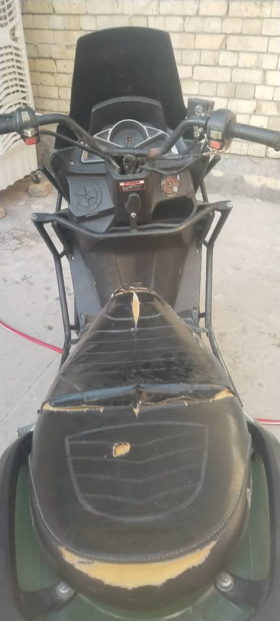 بسم الله الرحمن الرحيم 
                          اسلام عليكم 
دراجه ستورنك صيني 150cc دراجه حلووه ونضيفه مناقضه اي شي ممفتوحه كهربأيات كله شغاله سالف هندر شغاله ناقصه بس واير عداد عداده واكف السعر 300 وبيه مجال حق الجيه مكاني كربلاء رقمي ***********
