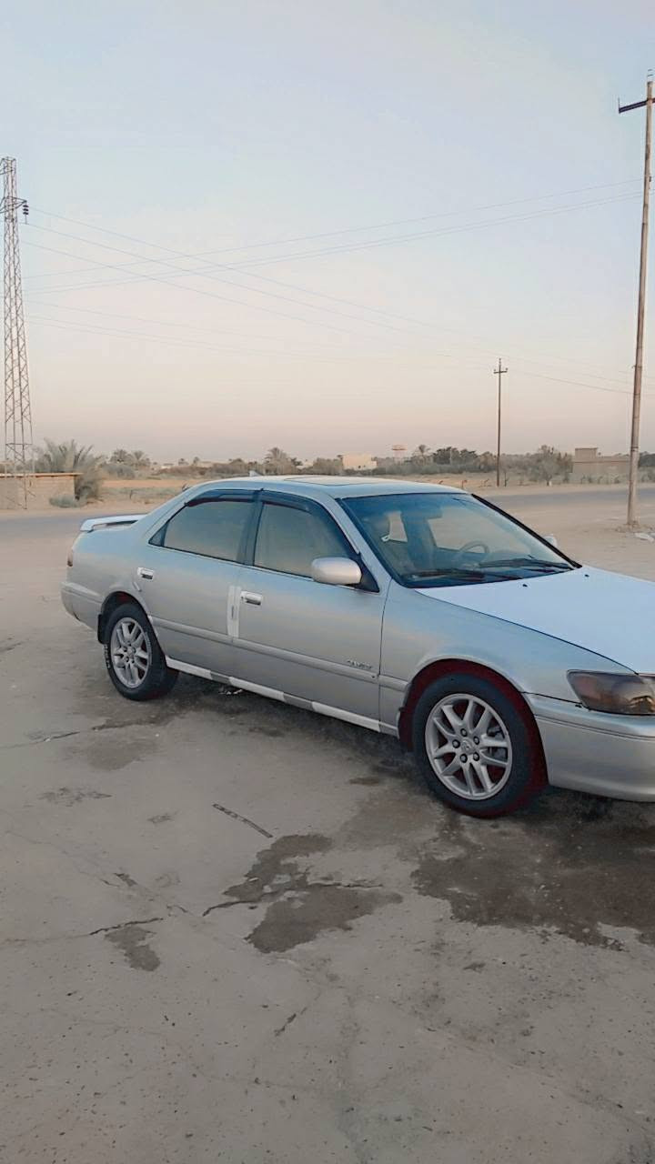 السلام عليكم  كامري موديل 2000
مكينه (6) سلندر 
وارد امريكي 
فتحه +تبريد بيانو +كشنات كهرباء +تخم تاير جاهزه 
رقم دهوك باسمي 
مصبوغه حزام بيه جاملغ خلفي  فقط بدون دواخل 

للاستفسار ***********  واتساب
