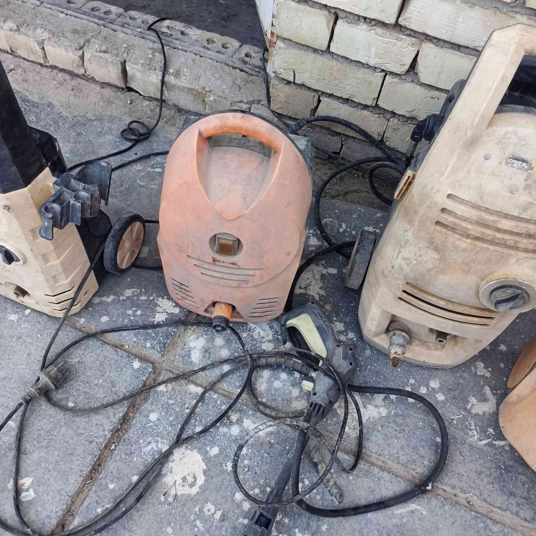 قطع غيار • تواير • على الفحص
